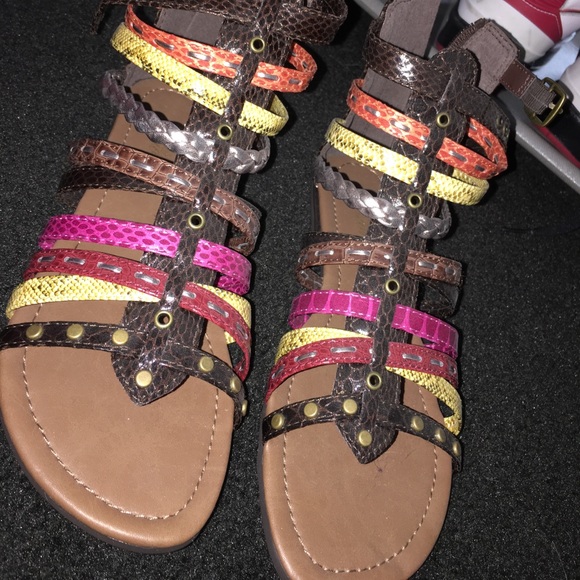 Shoes - Worn once zip up sandals!