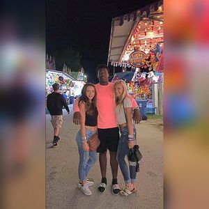 Meet your Posher, Felix