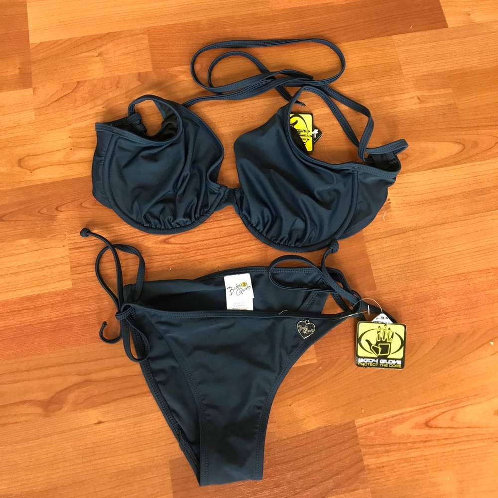 Body Glove bikini set Navy Blue✨