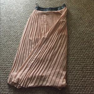 Chiffon pleated Maxi skirt with leather waistband