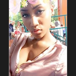 Meet your Posher, Shenel