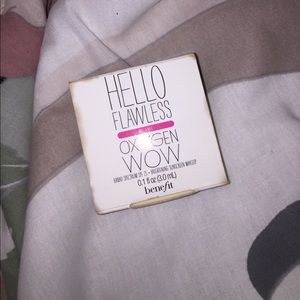 Brand new sample size hello flawless oxygen wow