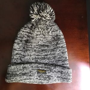 Never Been Worn American Eagle Puffball Beanie