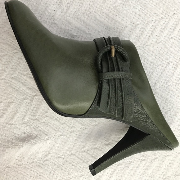 Gianni Bini Women's Shoes. Green, Sexy 3" Heels. - Picture 3 of 3