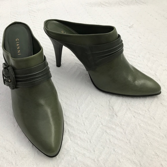 Gianni Bini Women's Shoes. Green, Sexy 3" Heels. - Picture 1 of 3