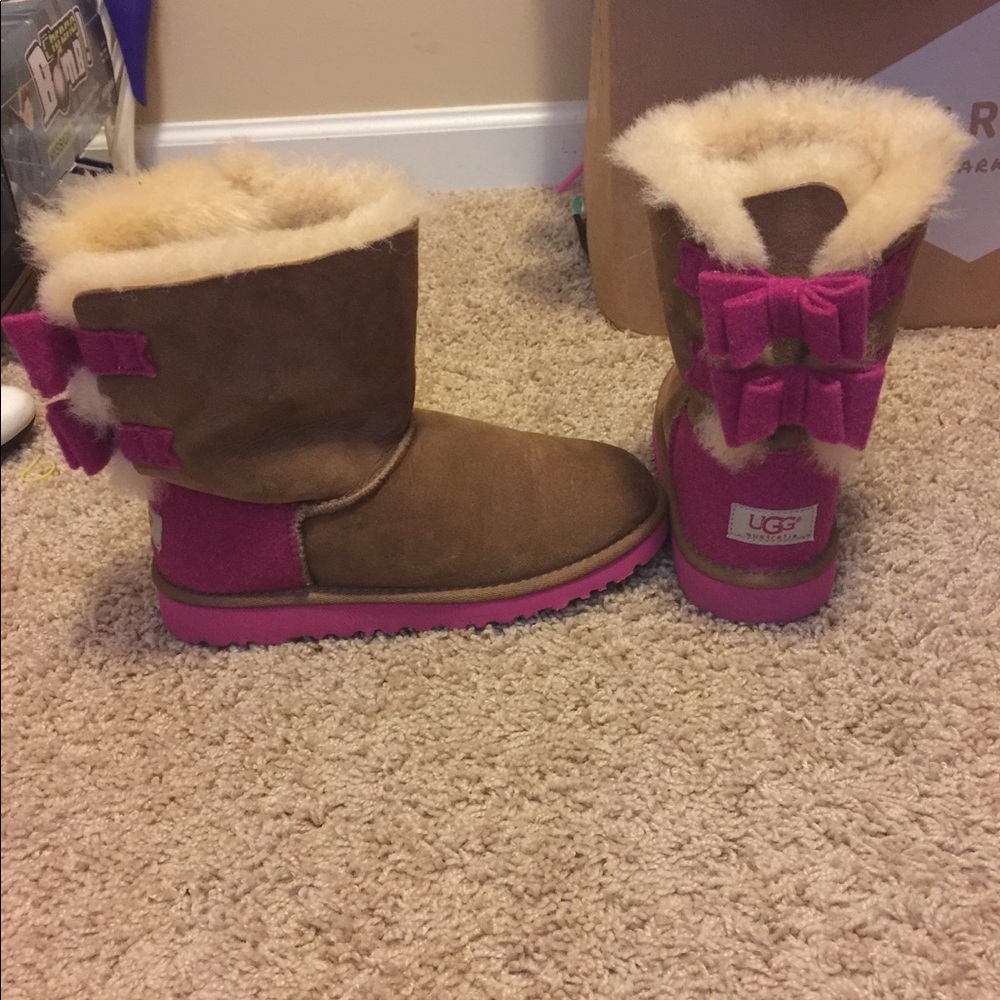 Girl ugg boots