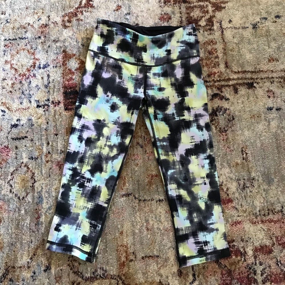 VS Knockout Crop Legging