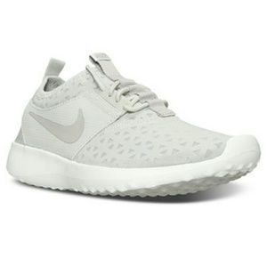 Nike Women's Juvenate - size 9