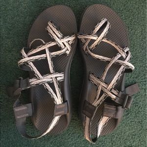 Chacos, apex grey