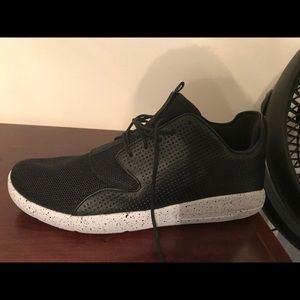 Jordan Eclipse size 12M