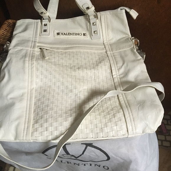 Valentino bag reposh new with dust bag - Picture 1 of 6
