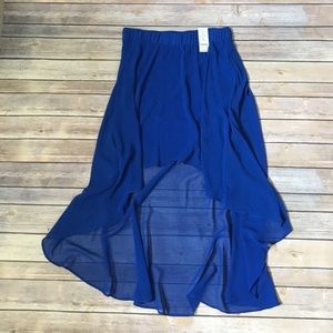 Bebe Hi-Low skirt - New