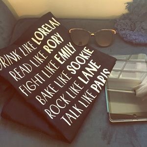 Gilmore Girls 🍋 Short-Sleeved Tshirt