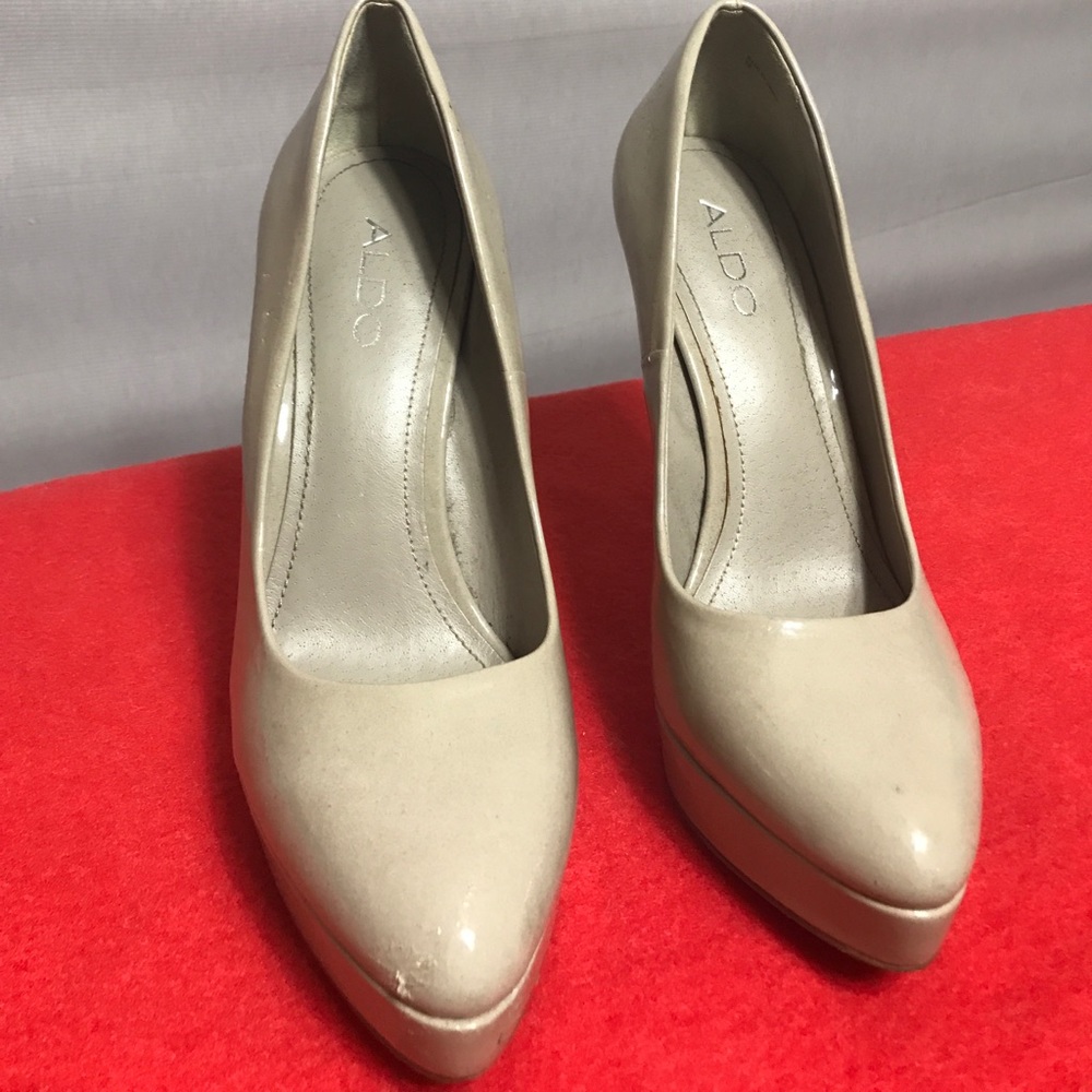 Aldo beige Heels
