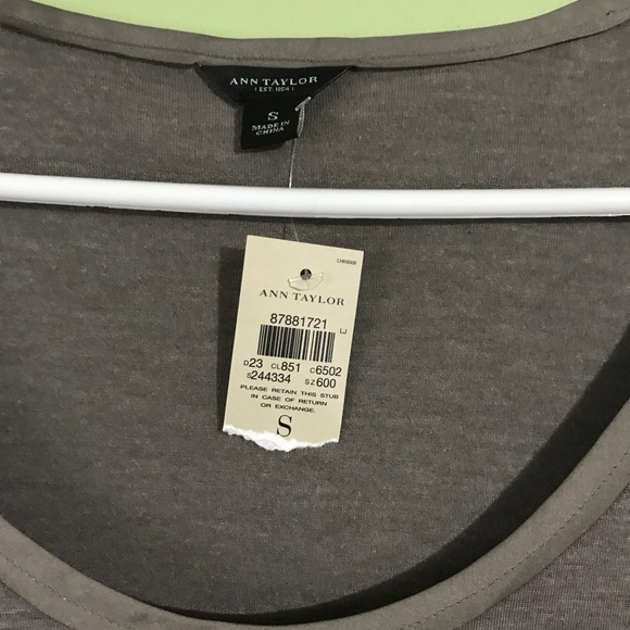 Ann Taylor blouse - Picture 2 of 3