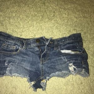 Super short shorts !