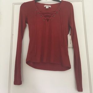 Maroon crisscross top