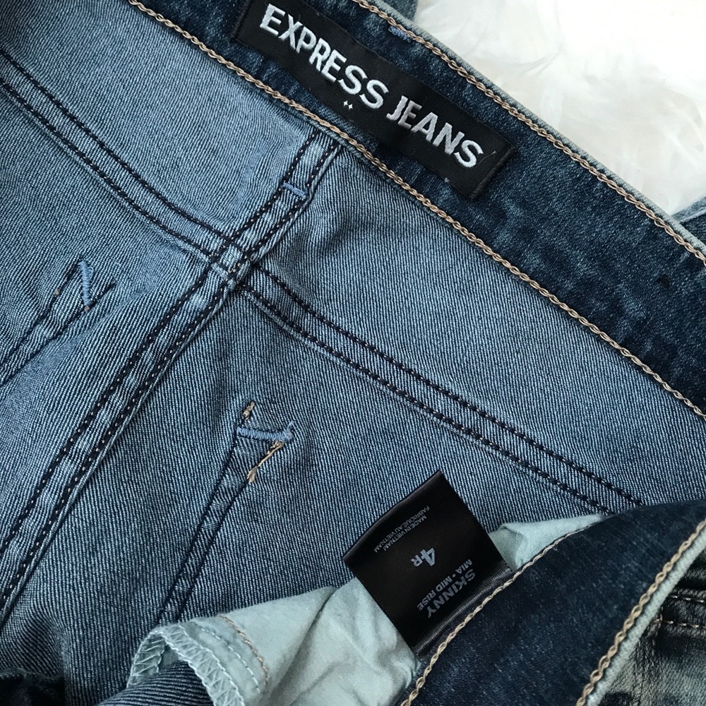 Express Jeans - Picture 4 of 5