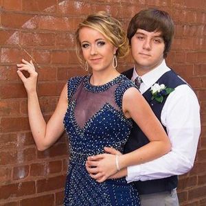 Meet your Posher, Eli