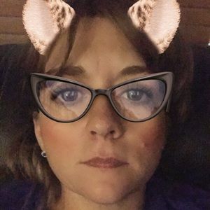 Meet your Posher, Christy