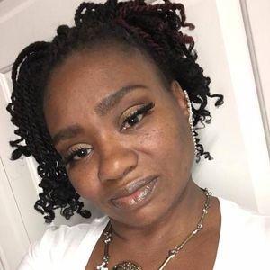 Meet your Posher, Jewel