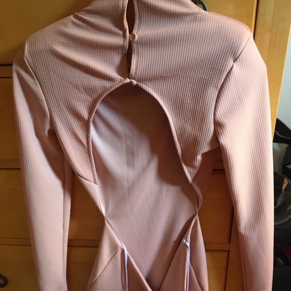 Light pink cutout tight dress - Picture 4 of 5