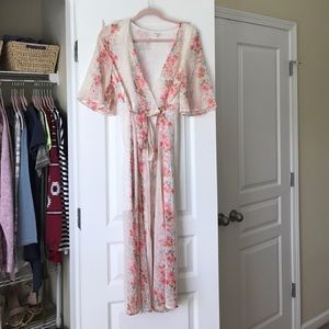 Midi floral wrap dress.