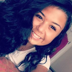 Meet your Posher, Victoria