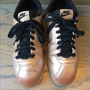Women Nike Cortez Metallic Rose Gold size 6.5