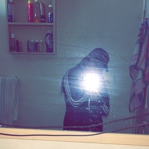 Meet your Posher, Jenuine