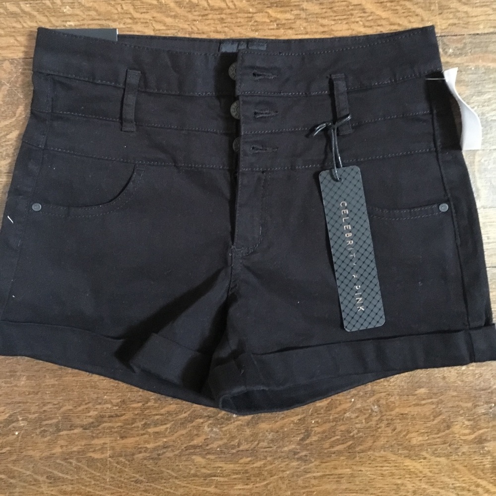 Black shorts, size 1 (25)