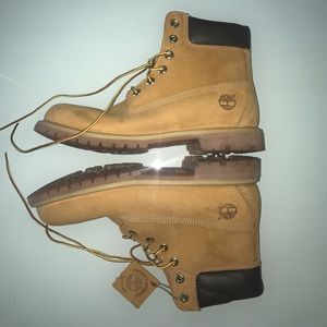 Classic butter Timberland boots