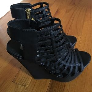 Steve Madden Wedges