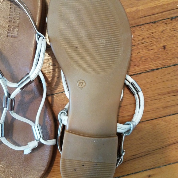 KENNETH COLE Sandals - Picture 2 of 4