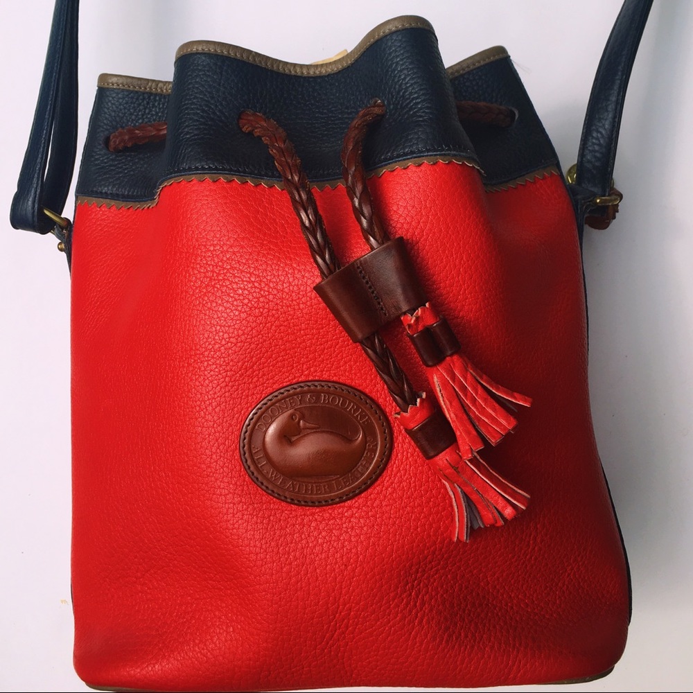Dooney & Bourke Red Drawstring Bucket Tote ⭐️