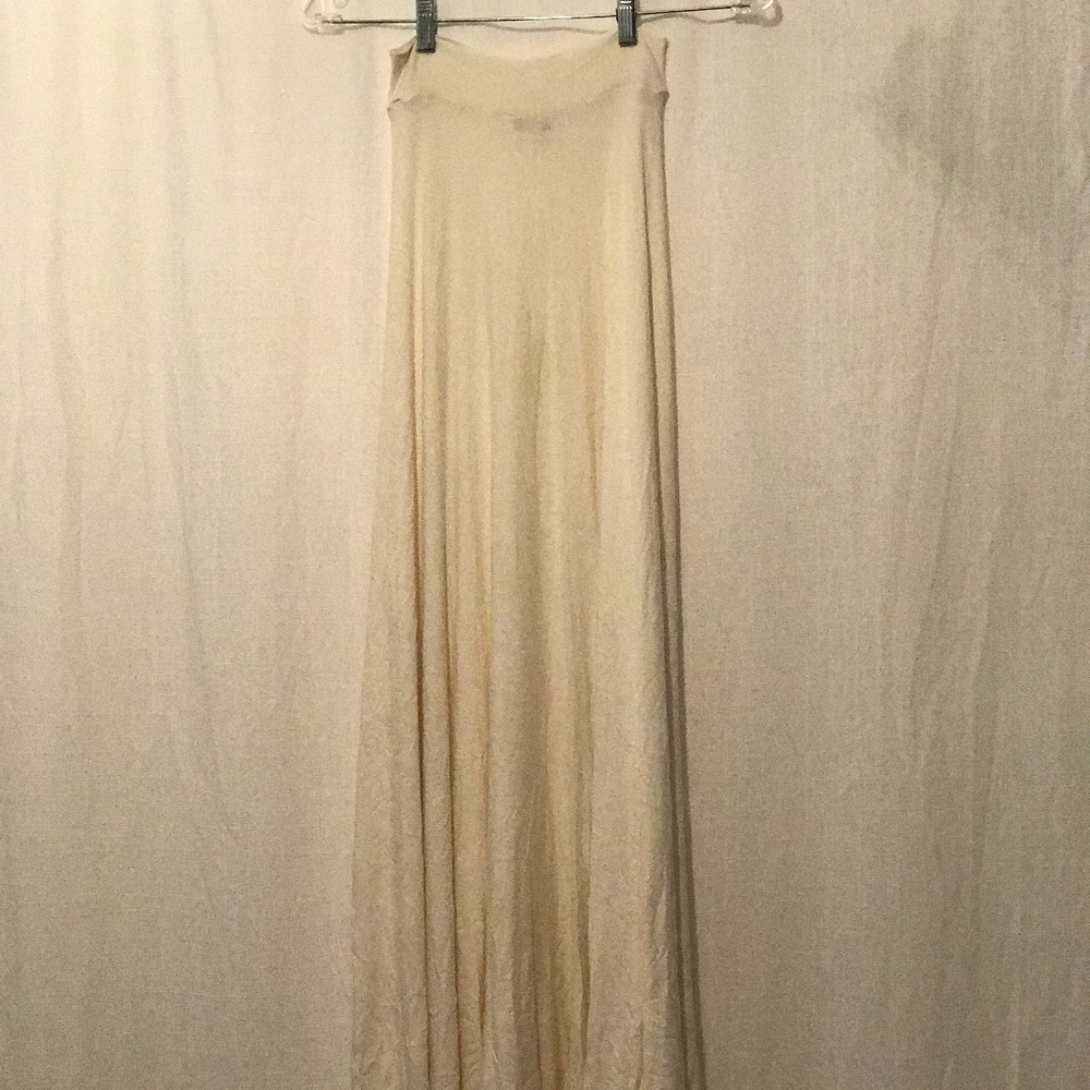 Nadia Tarr white maxi skirt