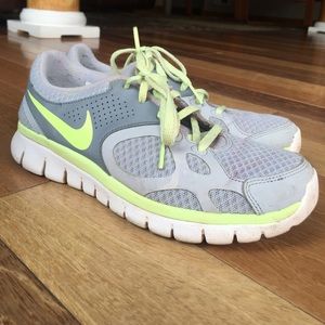 NIKE Gray and Mint Green Sneakers