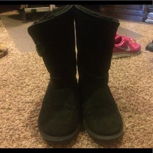 Bearpaw Tatum Black Boot Women's 8