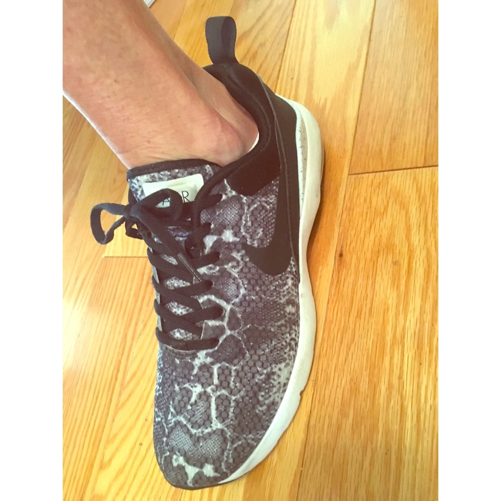 LOWEST PRICE ✨Nike Airmax Brand New No Tags ✨