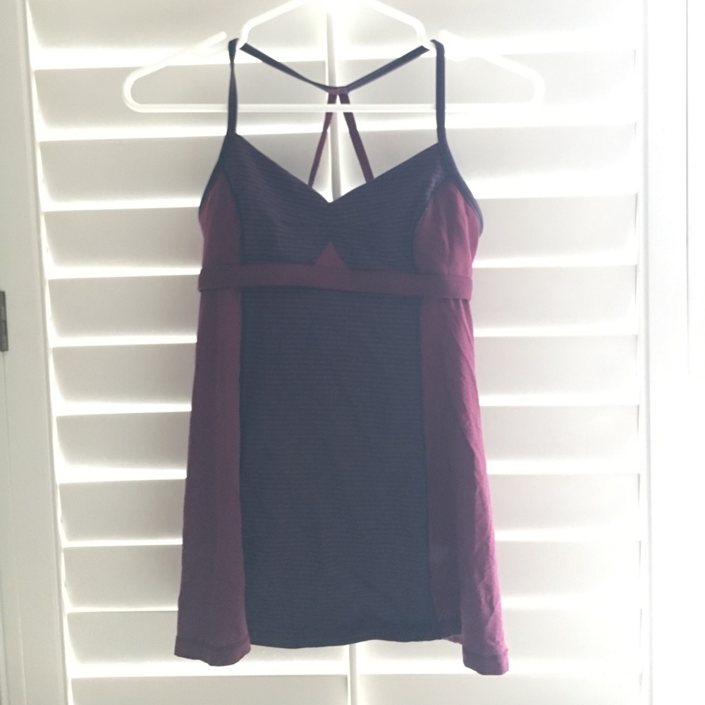 Lulu tank top with built in bra