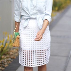 Banana Republic White Pencil Skirt-2P