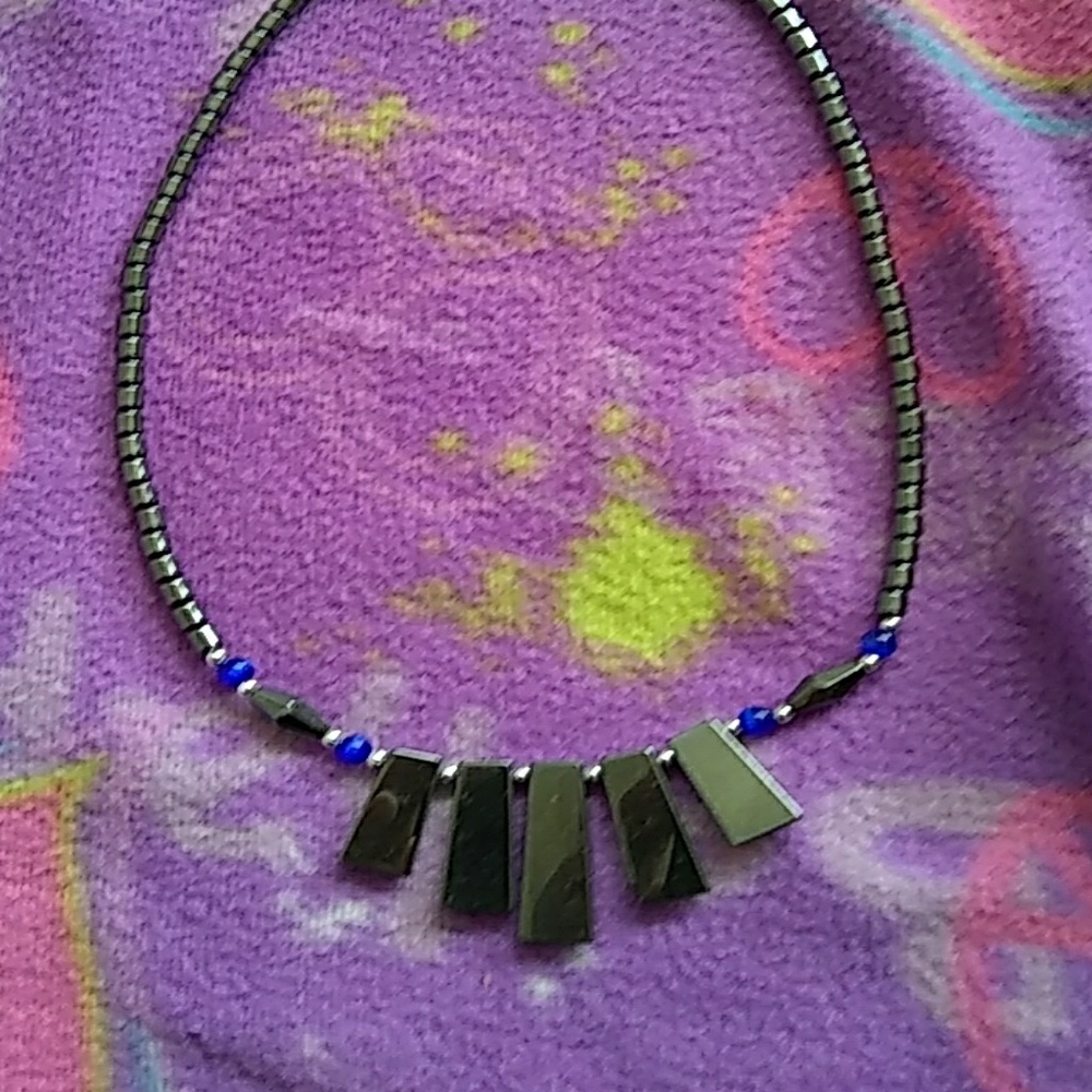 Necklace - Picture 1 of 5