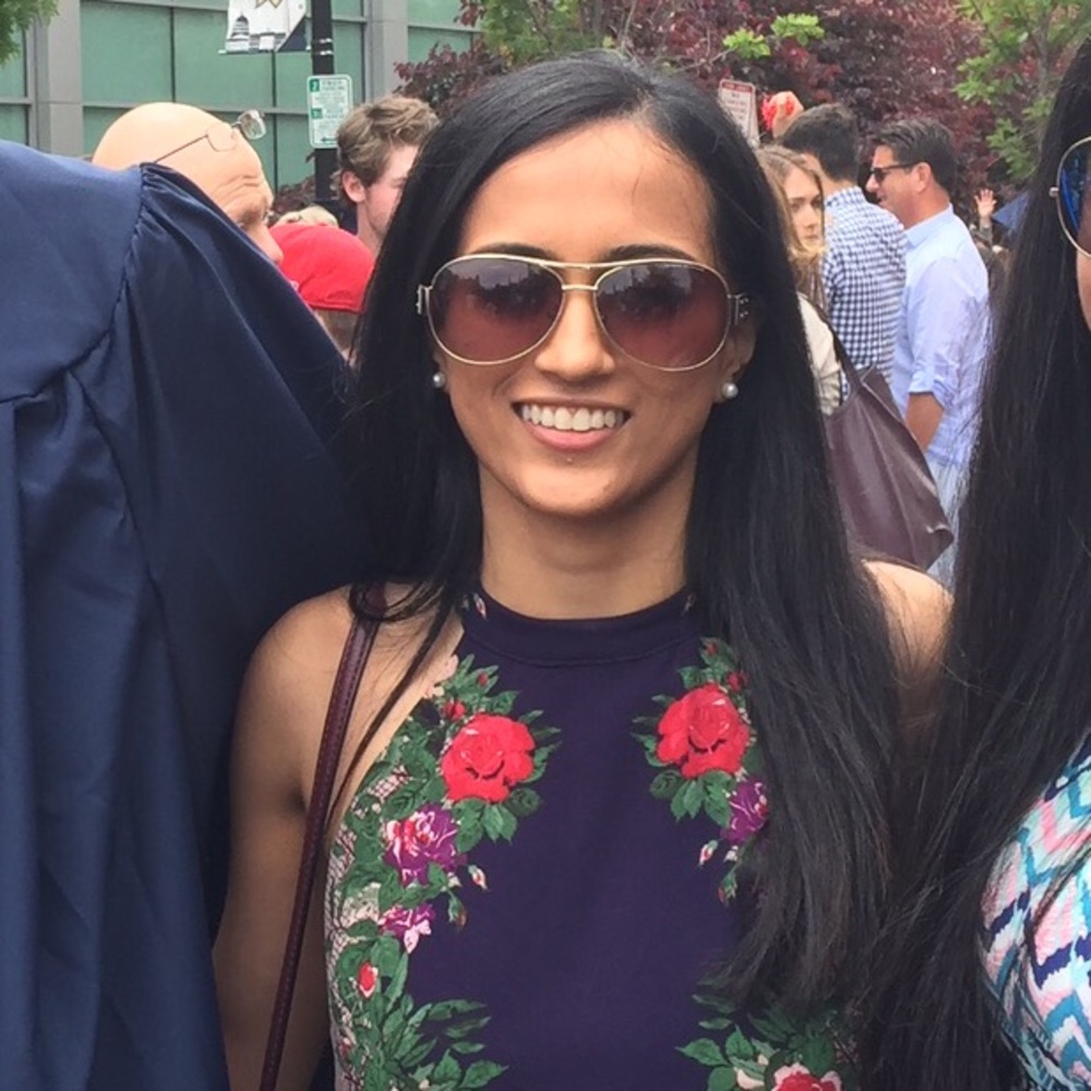 Meet your Posher, Ayushi