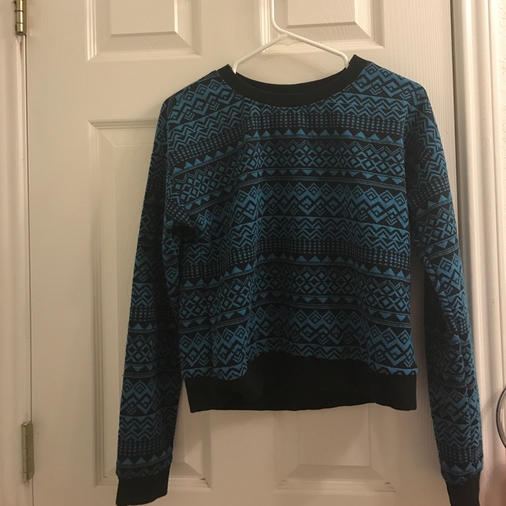 Forever 21 blue and black sweater