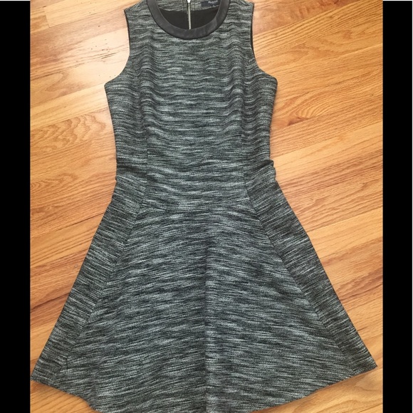 MADEWELL black tweed dress. Leather trimmed collar - Picture 2 of 6