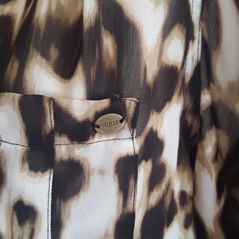 S O L D 💕GUESS BLOUSE💕SIZE S - Picture 4 of 5