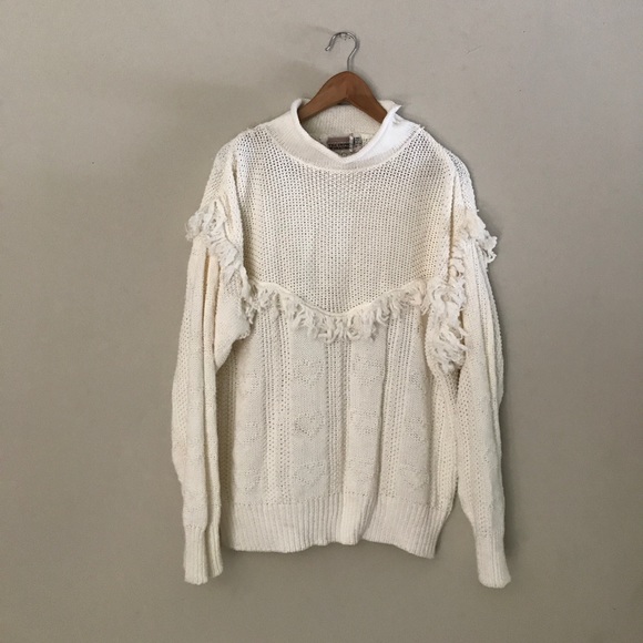 ✨Host Pick!✨ Slouchy White Boho Sweater W/ Fringe - Picture 6 of 8