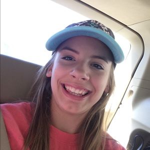 Meet your Posher, Kaylin