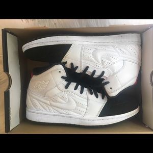 Air Jordan 1 retros '99 size 9 in men