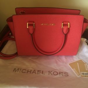 Michael Kors Selma Bag